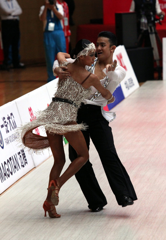 韓國(guó)奪得東亞運(yùn)動(dòng)會(huì)體育舞蹈拉丁舞桑巴舞比賽冠軍