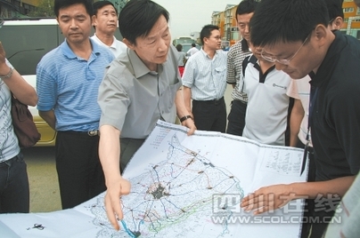 住房和城鄉建設部副部長仇保興:四川災后重建是超越式的重建