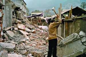 記者探訪汶川震后民眾新生活(組圖)