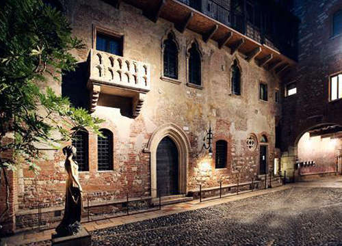 環(huán)游世界 10大愛情地標陪你度過浪漫七夕