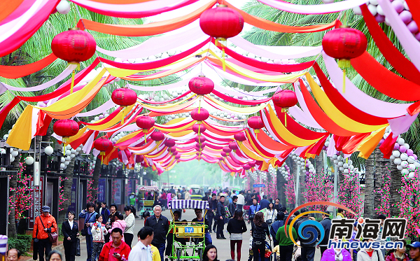 元旦三亞旅游市場火爆 各地自駕游升溫