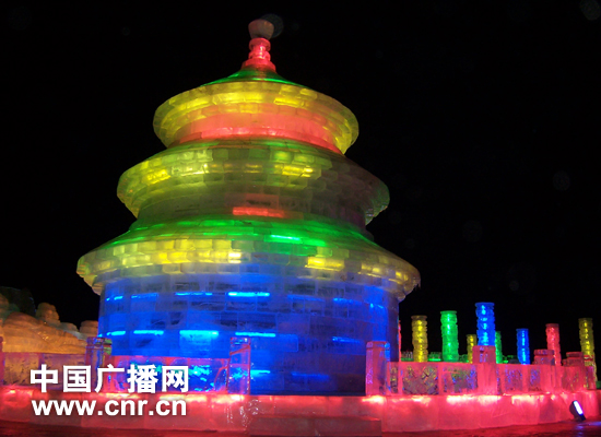 冬天玩樂不怕冷到張家口冰雪世界HIGH一下