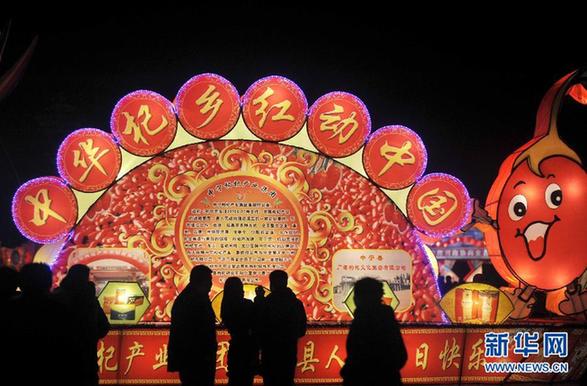 隨記者看各地傳統(tǒng)民俗鬧元宵