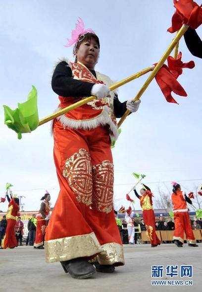 隨記者看各地傳統(tǒng)民俗鬧元宵