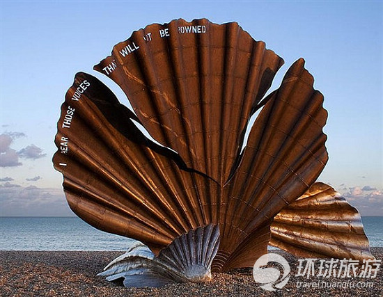 世界上最奪人眼球的海灘雕塑