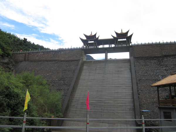 挑戰(zhàn)自我 擁抱自然 大覺山國際自然水域漂流大賽18日舉行