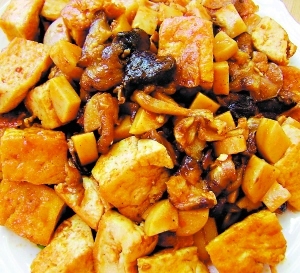 舌尖春城 三大必吃的昆明小吃