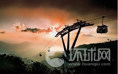 以刺激為樂 盤點(diǎn)全球五大最具挑戰(zhàn)的索道（圖）