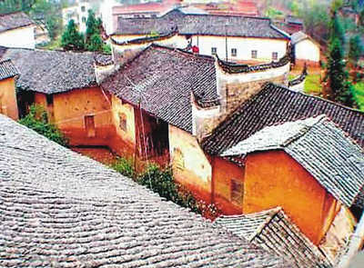 別讓旅游開發將古村落毀成“老照片”