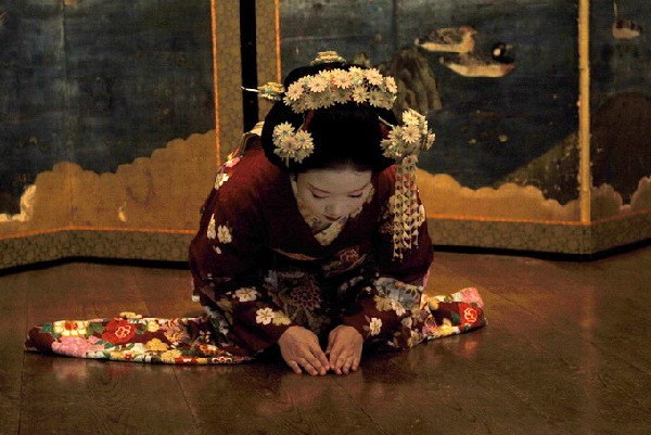 日本京都“花街”藝妓新年開門接客