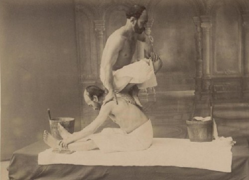 看百年前男人如何做spa 格魯吉亞?wèn)|方浴場(chǎng)老照片曝光