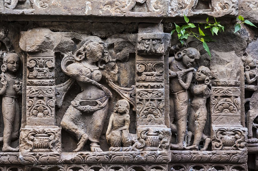 印千年古井設(shè)3500級臺階似迷宮(組圖)