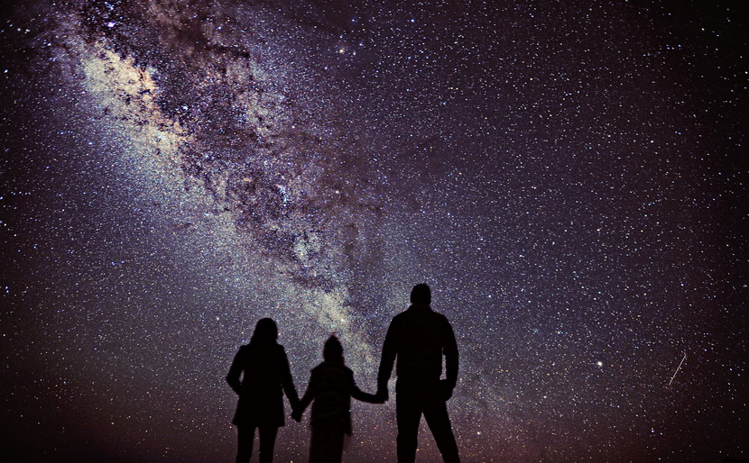 跳出框框，一起去拍創意全家福