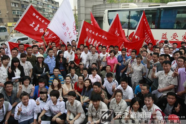 當代雷鋒郭明義微博開通一周年 粉絲突破700萬