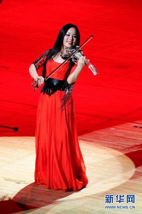 “文化中國·辛亥百年”藝術團在東京演出