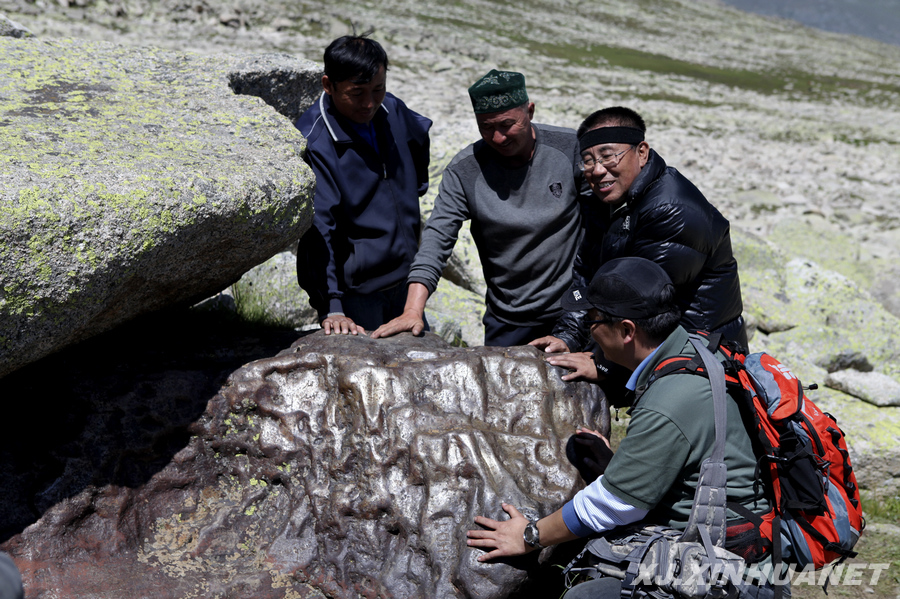 新疆阿勒泰發(fā)現(xiàn)巨大隕石