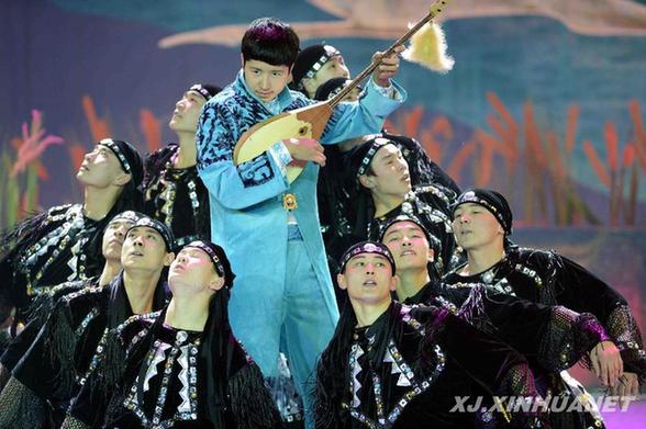 福海縣推出哈薩克族歌舞劇《烏倫古達(dá)斯坦（長詩）》