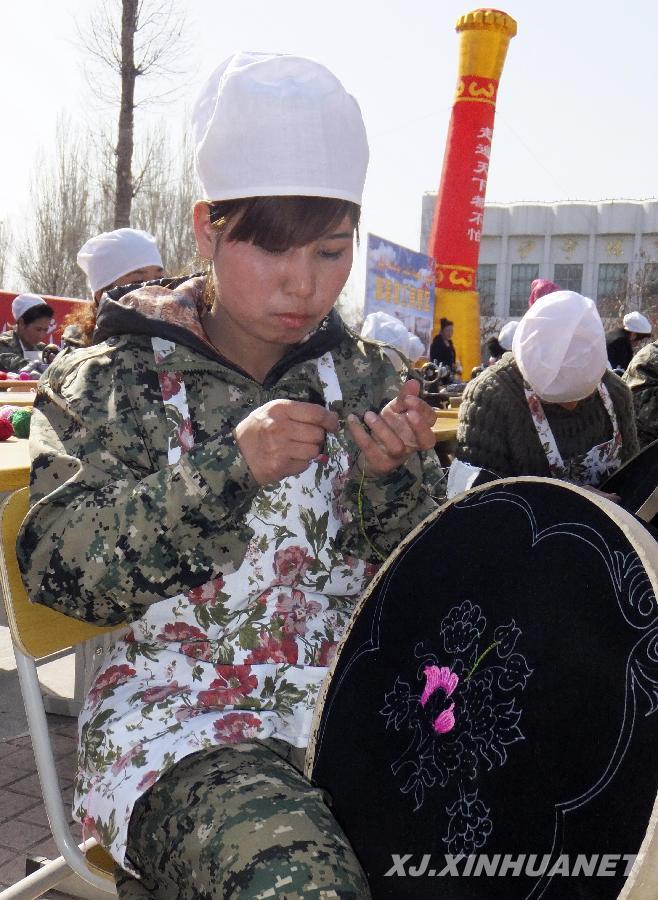 政府埋單送技能　農民變身當“技工”