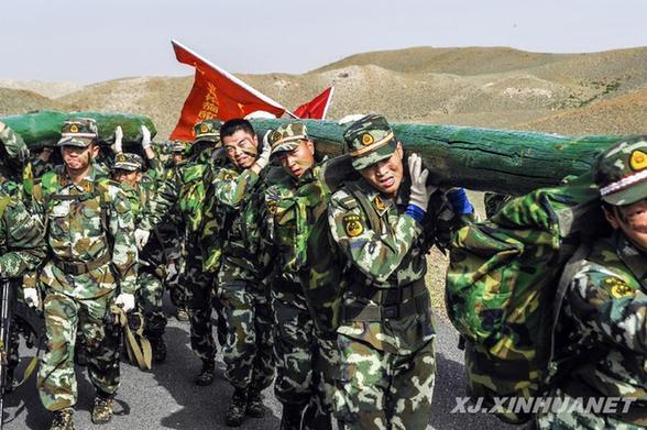 邊防武警體驗“獵人”訓(xùn)練