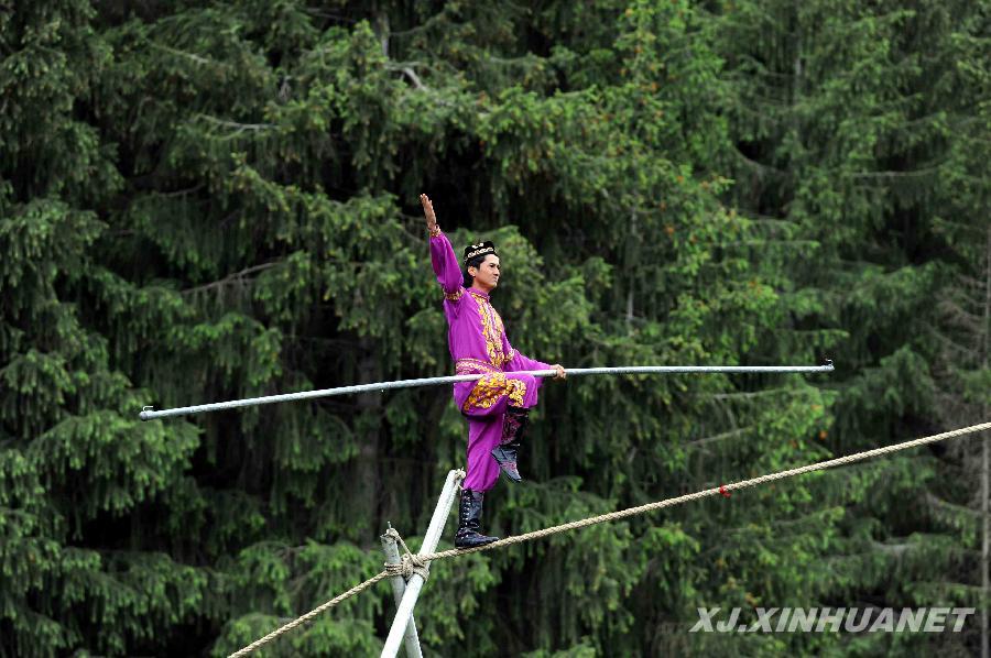少數(shù)民族傳統(tǒng)體育展風(fēng)采