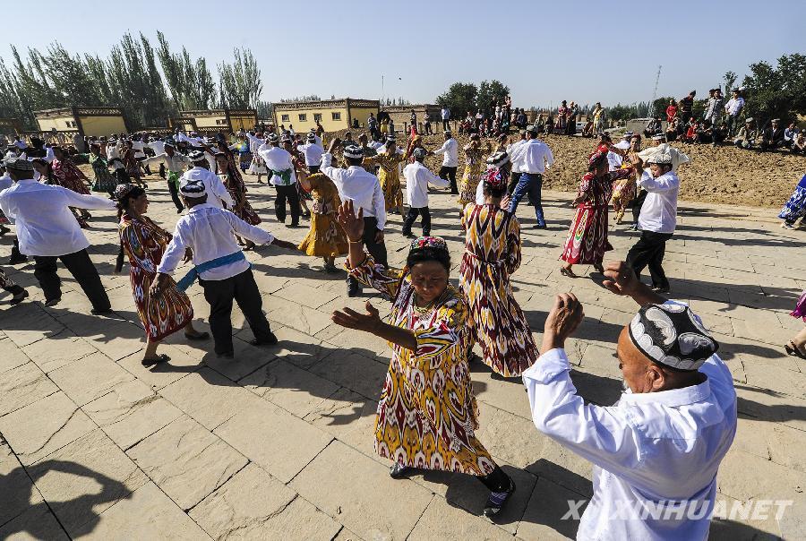 刀郎鄉(xiāng)里觀“刀郎”