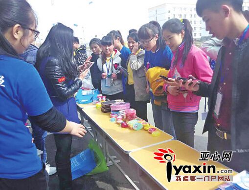 烏魯木齊一位自閉癥患兒母親敞開心扉 從求解脫到陪他成長