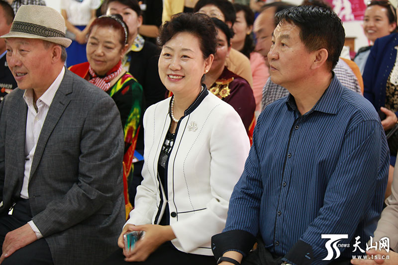 侯漢敏赴阿勒泰地區(qū)布爾津縣調(diào)研