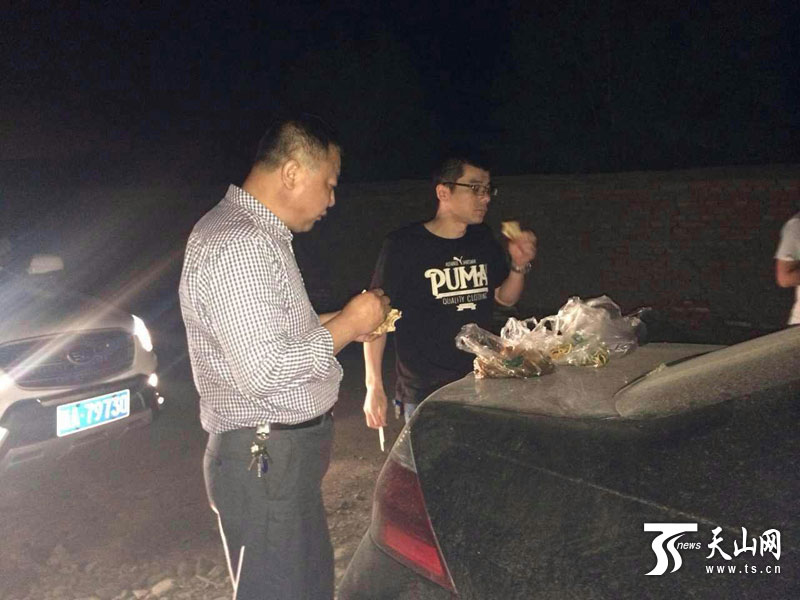 烏魯木齊市質監局搗毀一違法生產地條鋼加工廠