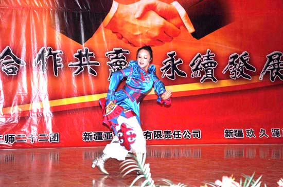 22團為打造西域酒鎮 舉辦文藝演出