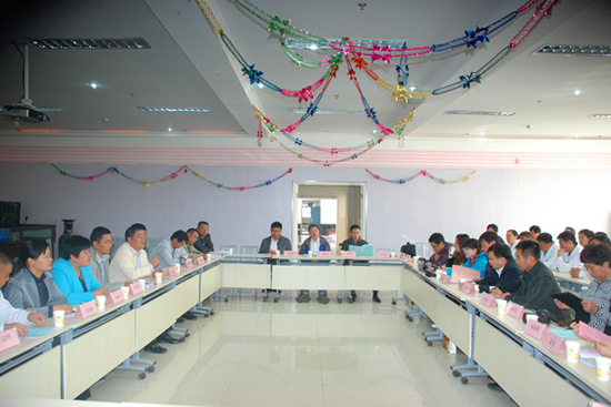 對口援疆黑龍江新聞采訪團來青河采訪