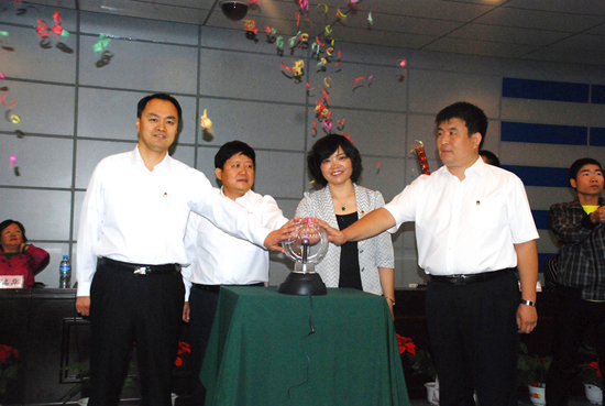 首屆兵團(tuán)大學(xué)生科技文化活動(dòng)周在石河子大學(xué)啟動(dòng)