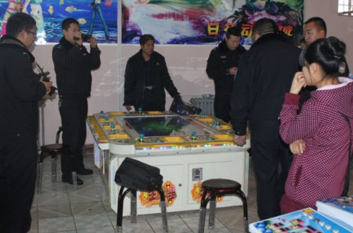 奎屯市公安局集中開(kāi)展節(jié)前治安大檢查