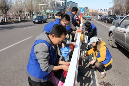 伊犁同心義工：奉獻社會收獲快樂