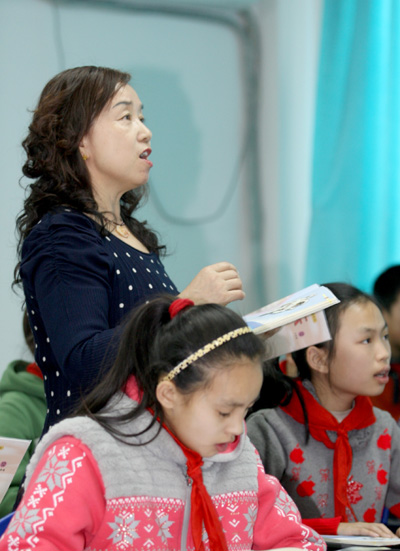 賀加慧：三尺講臺 34年堅守