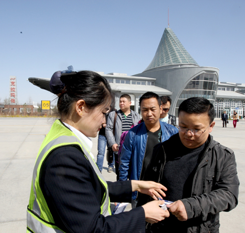 南航開通克拉瑪依-烏魯木齊-北京往返航線