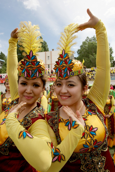 克拉瑪依：千人走上文化節