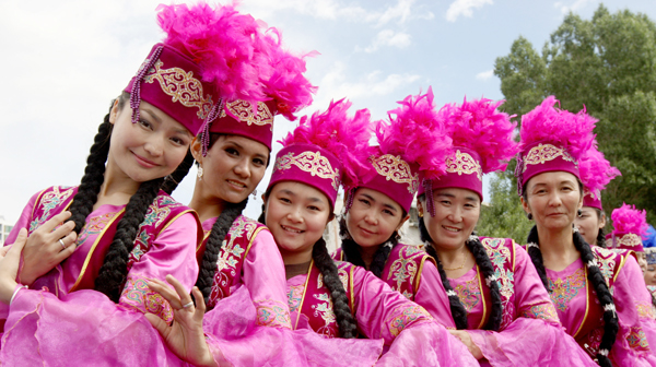 克拉瑪依：千人走上文化節