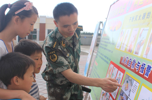 克拉瑪依：生命通道“練”逃生