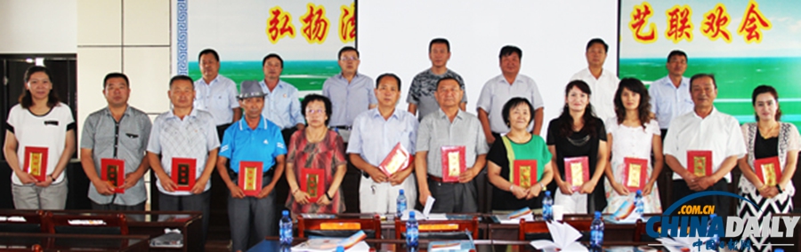 和靜縣法院培訓新增人民陪審員