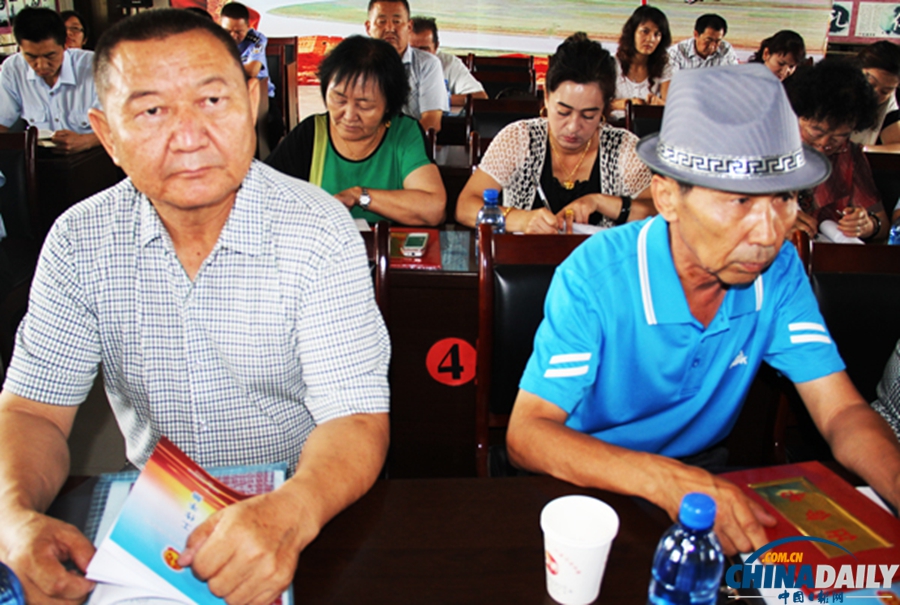 和靜縣法院培訓(xùn)新增人民陪審員