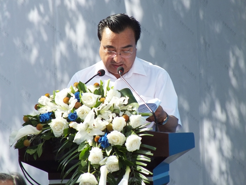 新疆首個“當代美術館”開館迎來首展