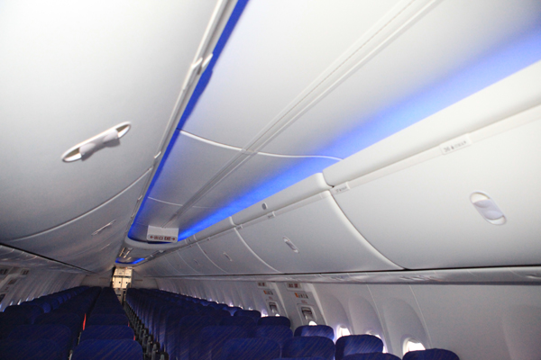 助力中國(guó)-亞歐博覽會(huì) 南航新疆引進(jìn)第五架B737-800飛機(jī)