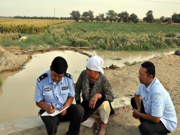 民豐縣法院節假日執行促案結事了人和