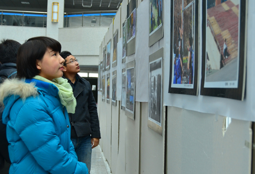 首屆“大美石大”校園攝影作品展舉辦