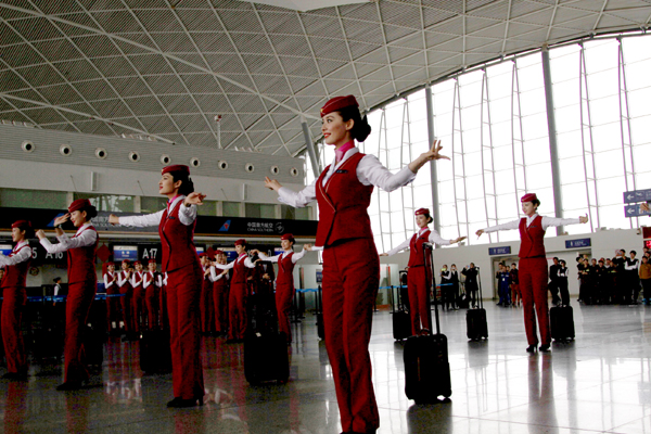 南航新疆:讓“年味”伴隨旅客返鄉之路