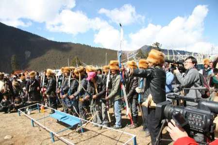 藏民村落:開放中守護傳統