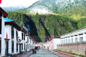 恩達(dá)：軍民一家樂融融