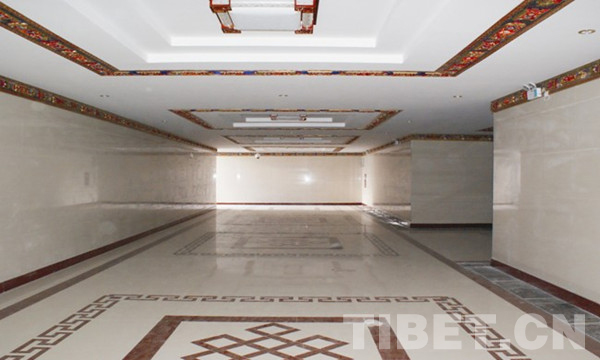 西藏天路見證公路發展 讓山不再高路不再遠