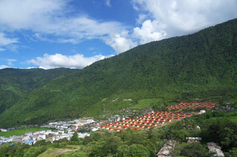 “高原孤島”墨脫縣農牧民群眾即將住上安居房