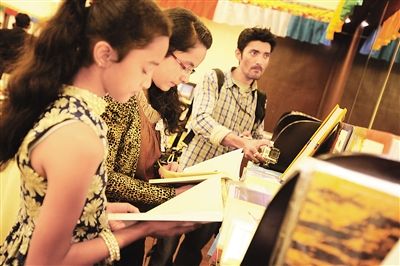 “感知西藏”2014年尼泊爾中國(guó)書(shū)展側(cè)記